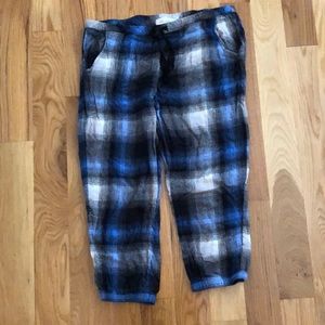 Bella Dahl jogger pajama pants.